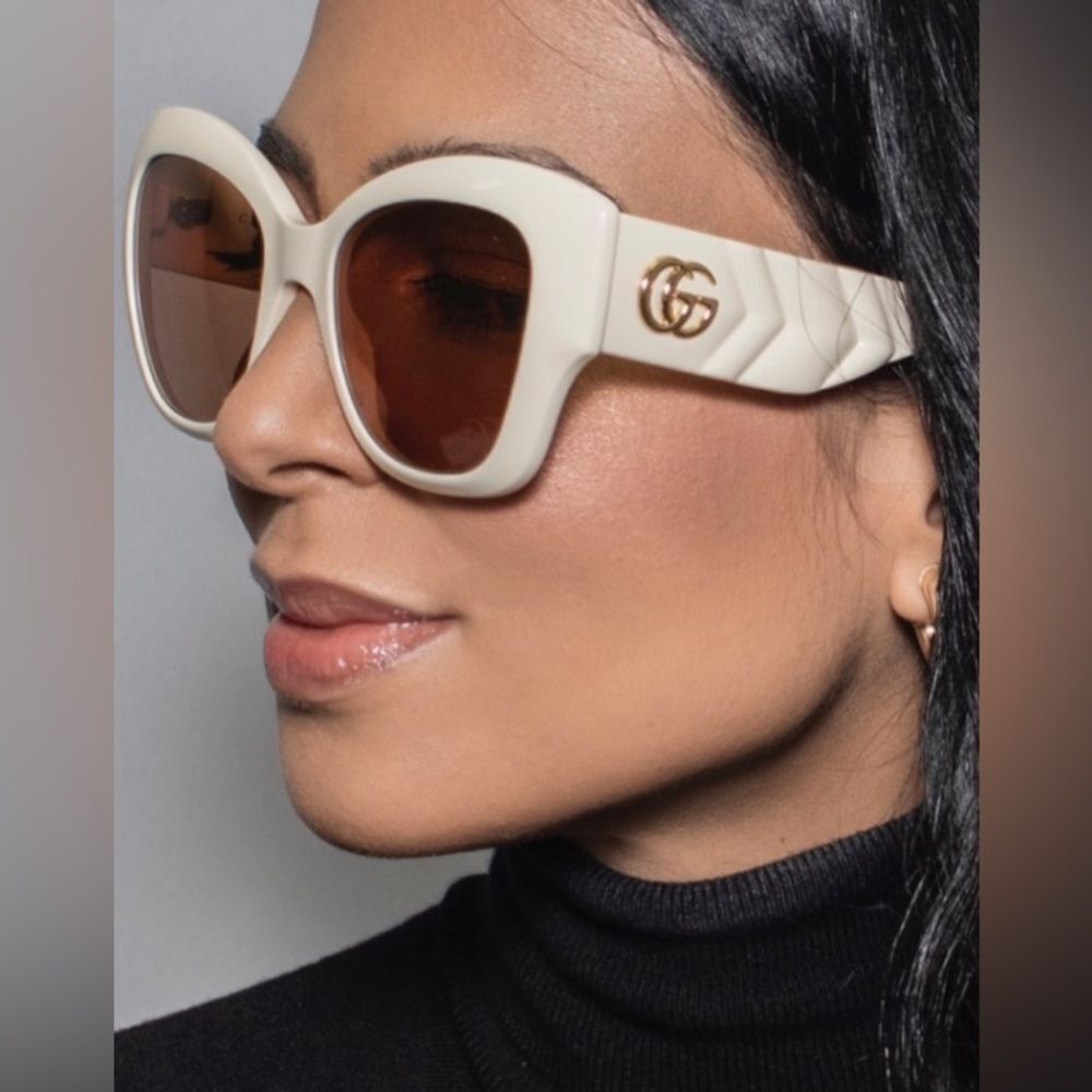 Gucci Sunglasses Acetate in Ivory oversized square frames arms have gold GG logo